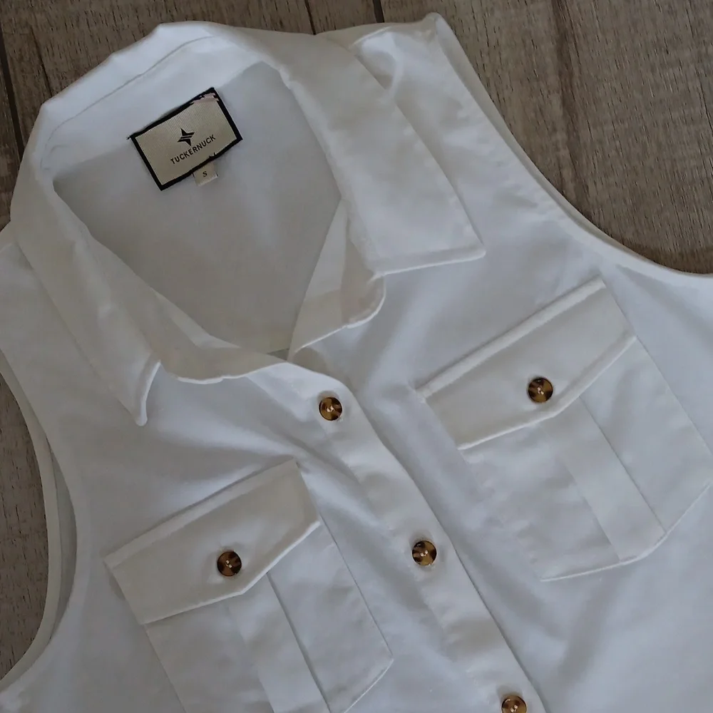 TUCKERNUCK..SIZE SMALL - Picture 3 of 5